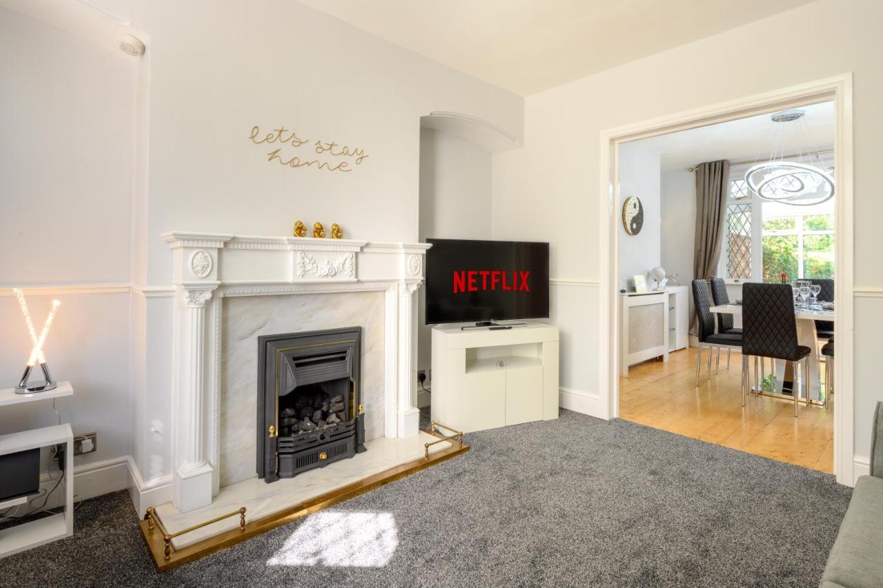 Mulberry House - Luxurious And Modern 4-Bed In Solihull Near Nec,Jlr, Airport, Resorts World, Hs2 Dış mekan fotoğraf