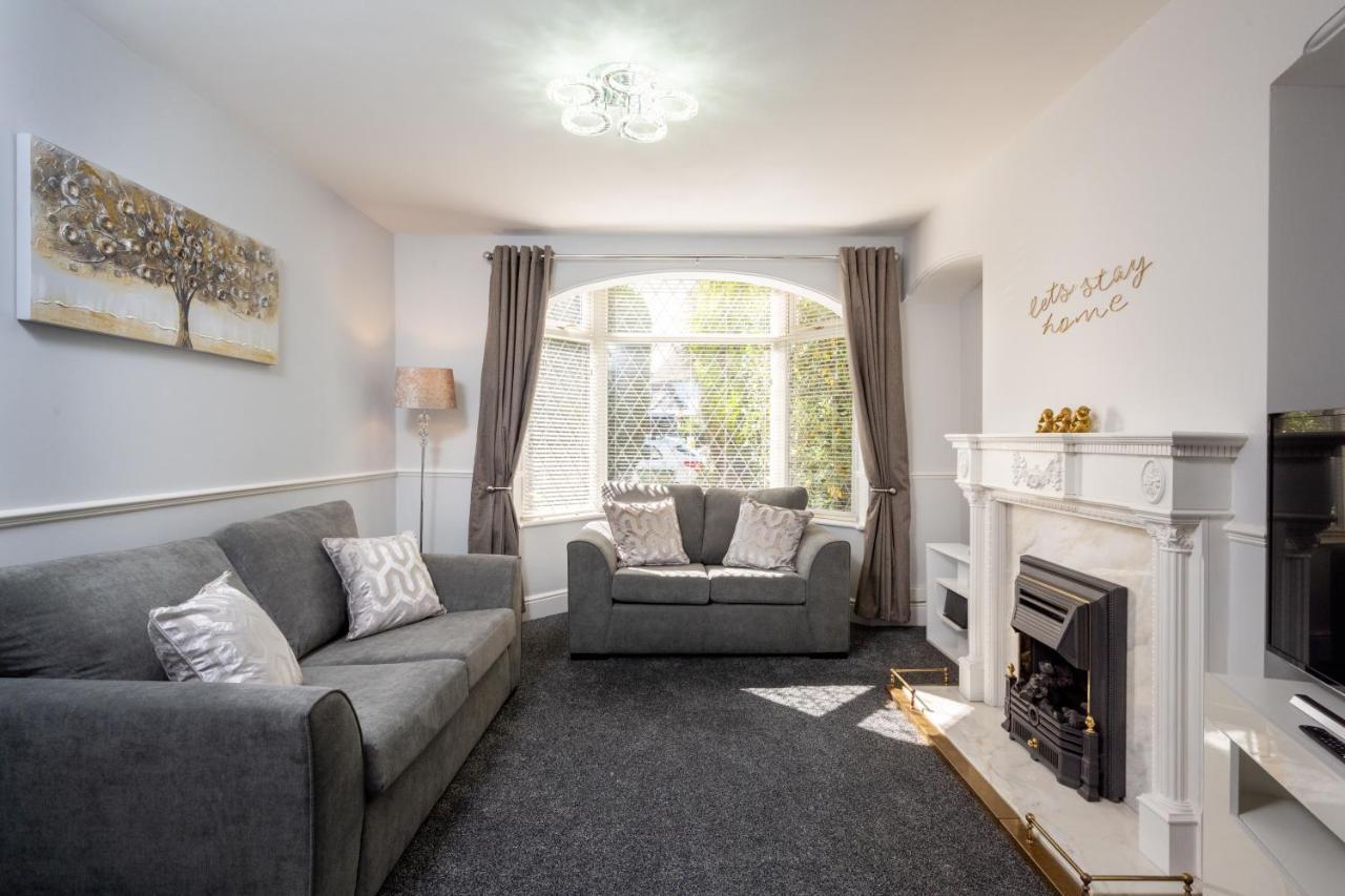 Mulberry House - Luxurious And Modern 4-Bed In Solihull Near Nec,Jlr, Airport, Resorts World, Hs2 Dış mekan fotoğraf