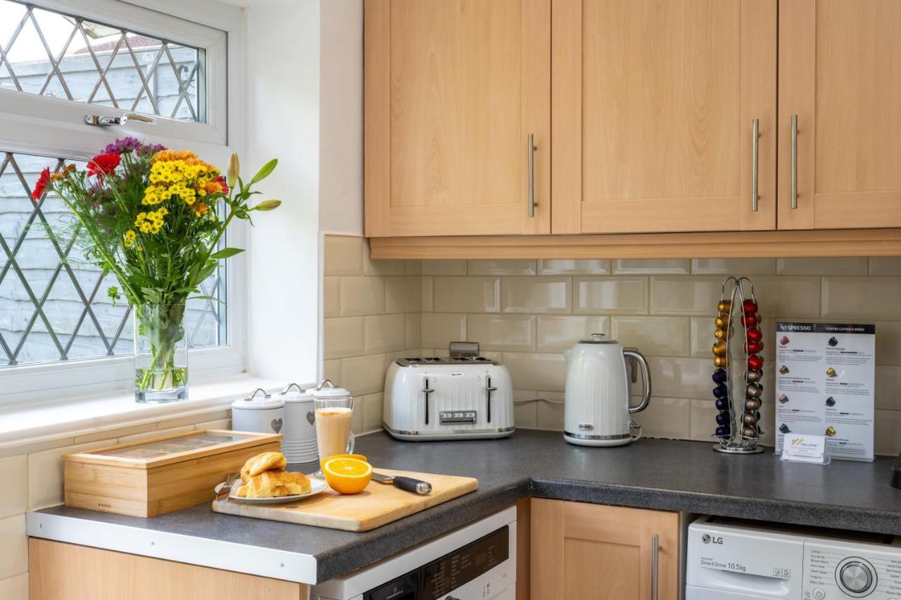 Mulberry House - Luxurious And Modern 4-Bed In Solihull Near Nec,Jlr, Airport, Resorts World, Hs2 Dış mekan fotoğraf