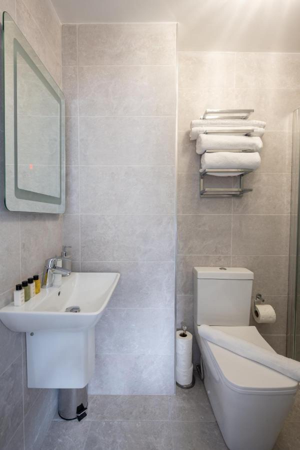 Mulberry House - Luxurious And Modern 4-Bed In Solihull Near Nec,Jlr, Airport, Resorts World, Hs2 Dış mekan fotoğraf